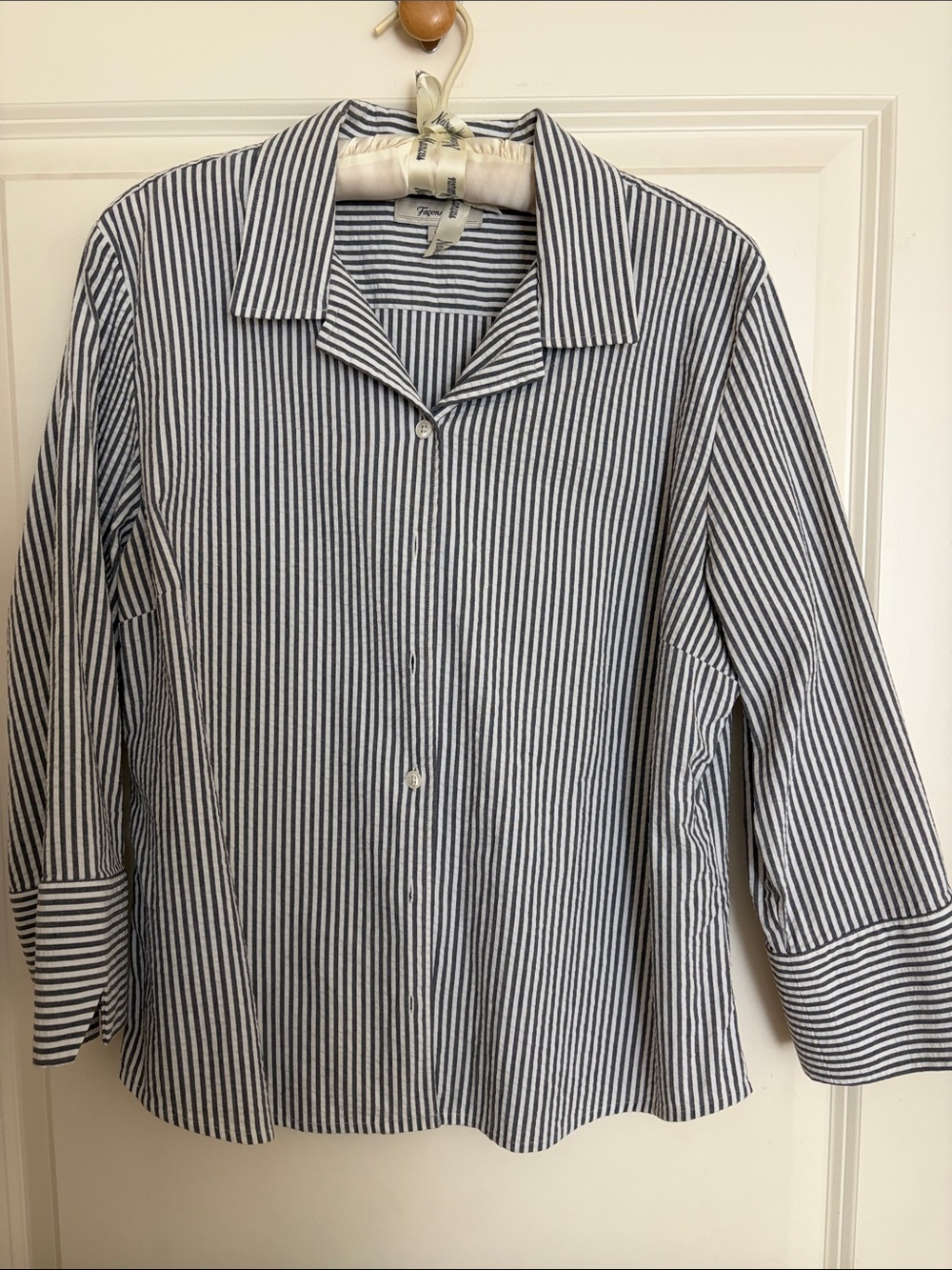 Seersucker Striped Button-Up Shirt - Gray and White